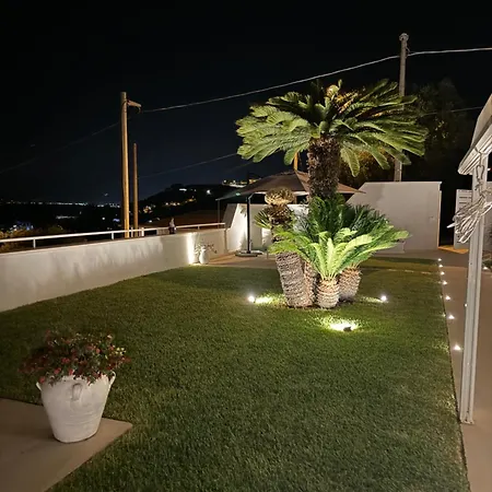 Orizzonte Mare Panoramic Oda ve Kahvaltı